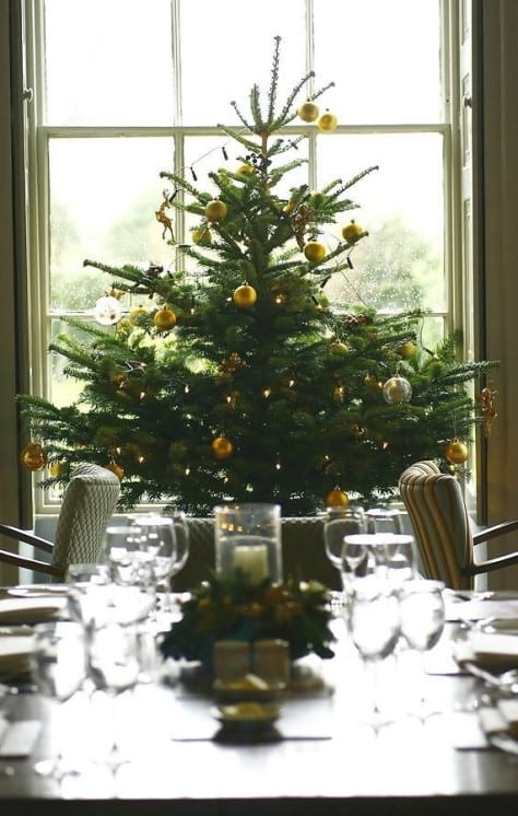 christmas eve tree table lincoln