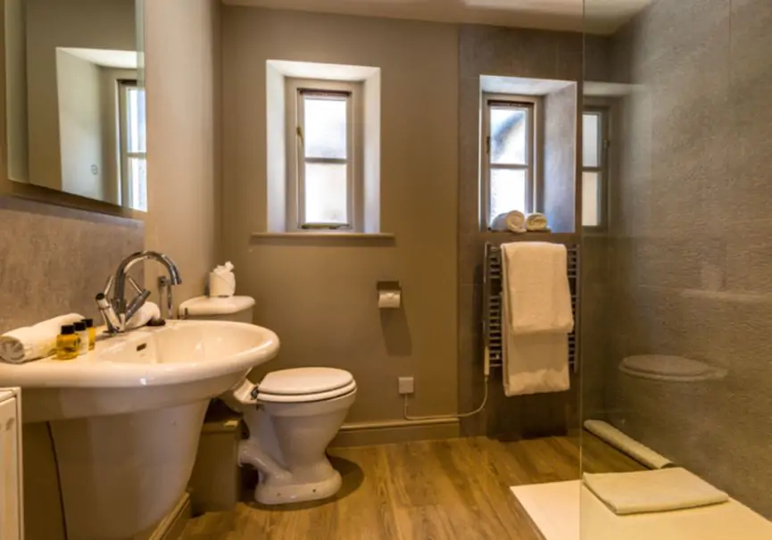 bathroom10